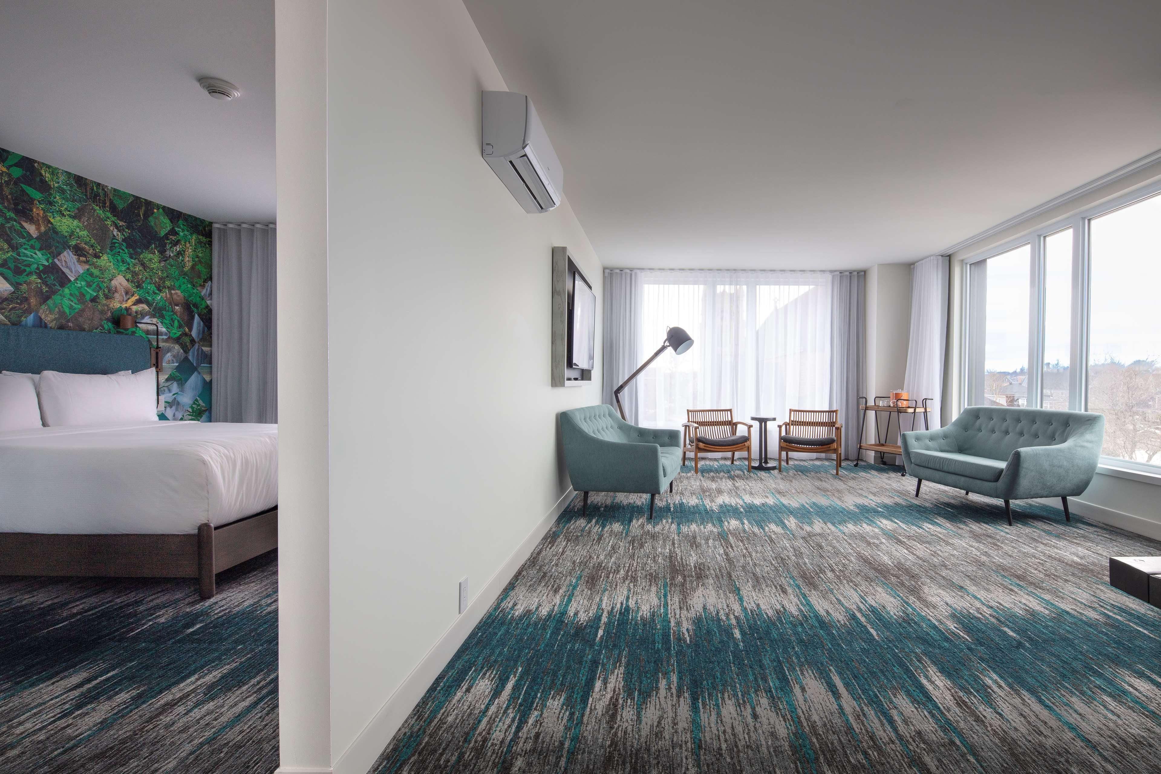 Canvas Moncton, Tapestry Collection By Hilton Экстерьер фото